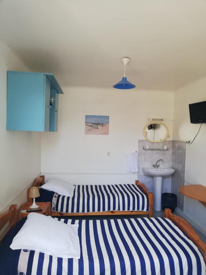 Hotel Le Breton Basse-Indre Exterior photo